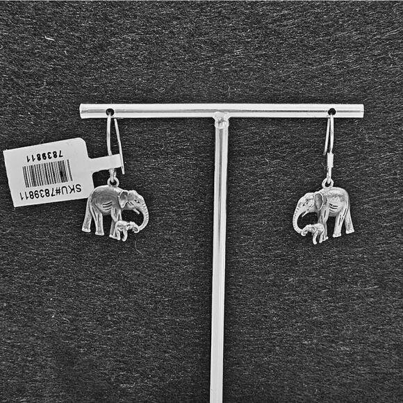 Jewelry - NWT, Mama and baby elephant earrings